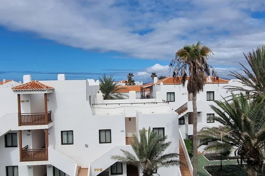 Gilda: Beautiful Spacious Apartment. Seaview From Rooftop Terrace كوراليهو المظهر الخارجي الصورة