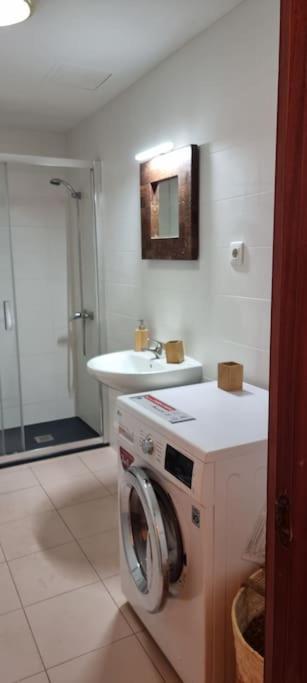 Gilda: Beautiful Spacious Apartment. Seaview From Rooftop Terrace كوراليهو المظهر الخارجي الصورة