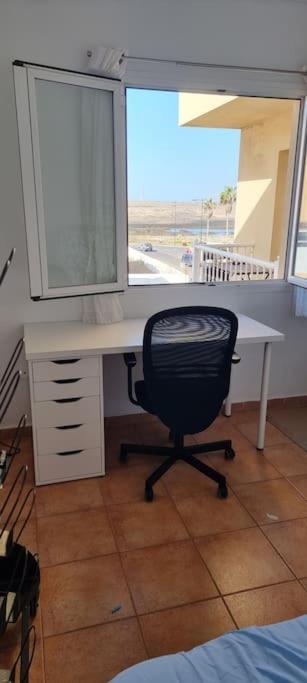 Gilda: Beautiful Spacious Apartment. Seaview From Rooftop Terrace كوراليهو المظهر الخارجي الصورة