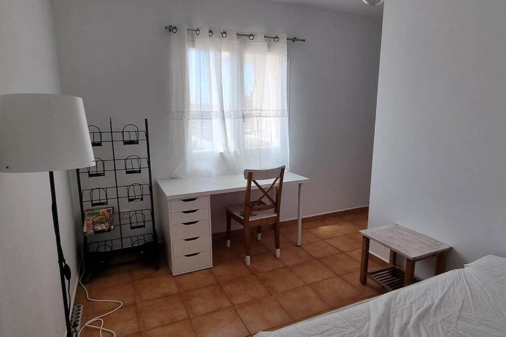 Gilda: Beautiful Spacious Apartment. Seaview From Rooftop Terrace كوراليهو المظهر الخارجي الصورة