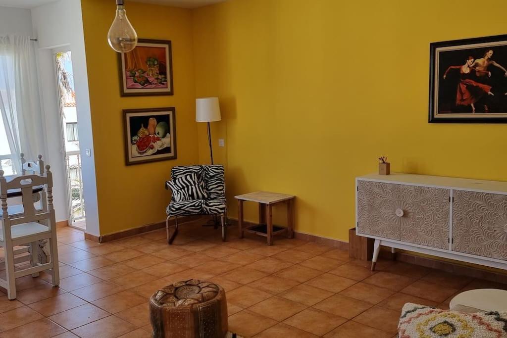 Gilda: Beautiful Spacious Apartment. Seaview From Rooftop Terrace كوراليهو المظهر الخارجي الصورة