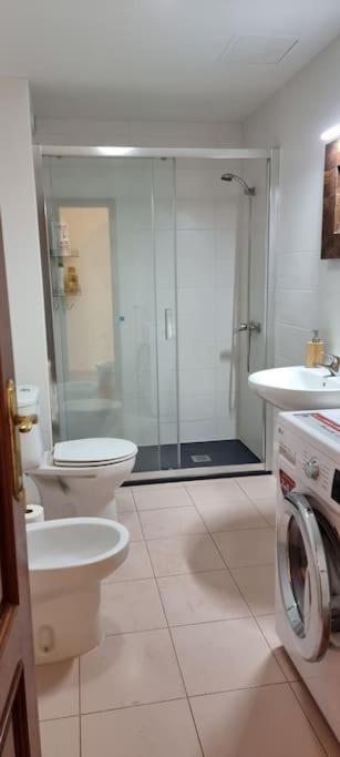 Gilda: Beautiful Spacious Apartment. Seaview From Rooftop Terrace كوراليهو المظهر الخارجي الصورة